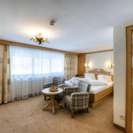 Jenewein Hotel