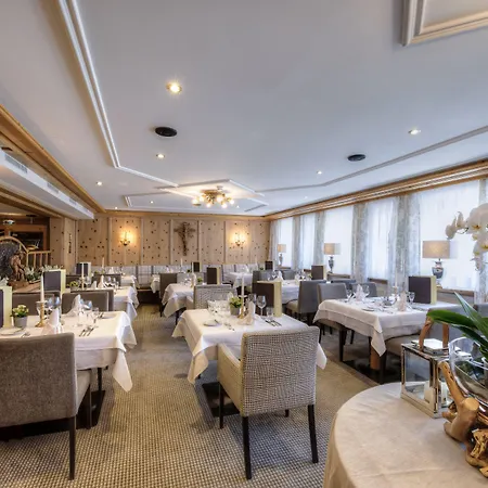 Jenewein Hotel 4*