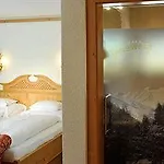 فندق Jenewein اوبرغورغل
