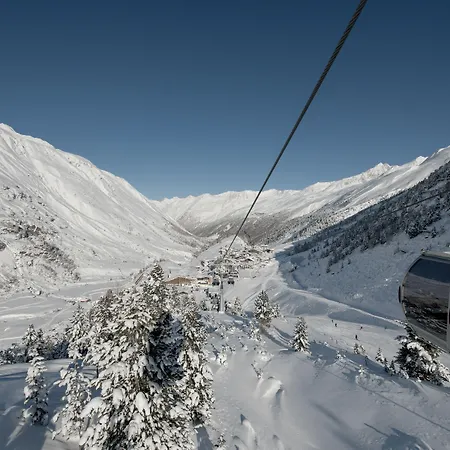 Jenewein 4* اوبرغورغل