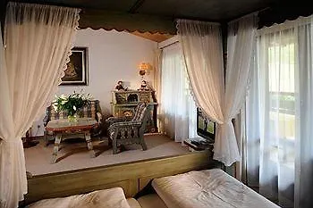 Hotel Jenewein 4*